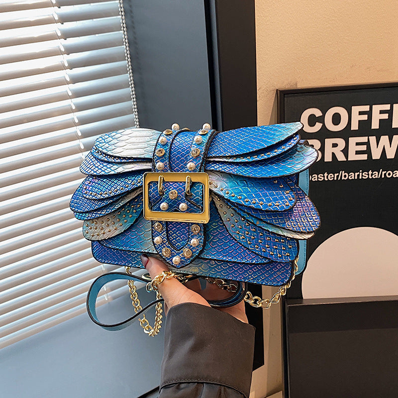 Women's Graceful Vintage Chain Snake Pattern Crossbody Bags