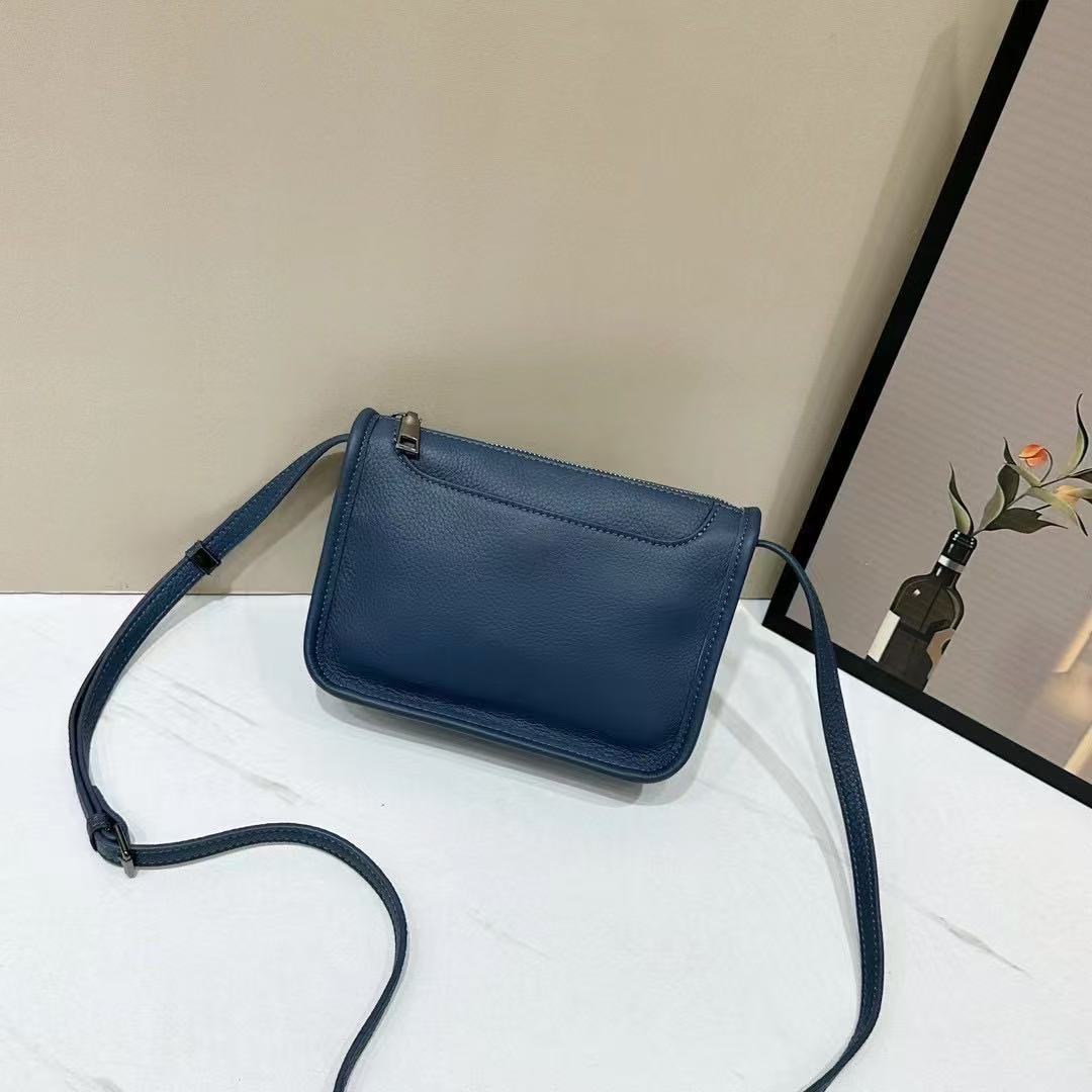 First Layer Cowhide Leather Retro Simple Atmosphere Bags