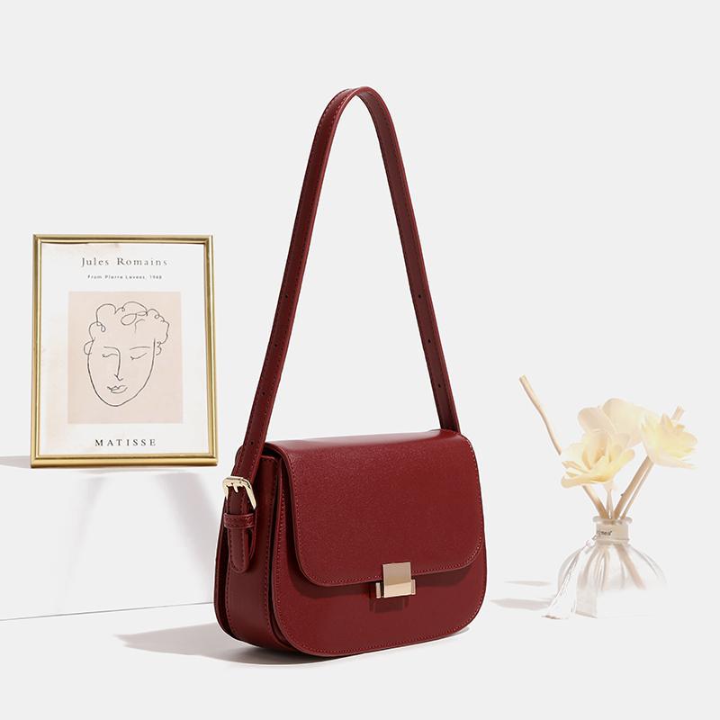 Women's Red Wedding Fashion Underarm High Sense Shoulder Bags
