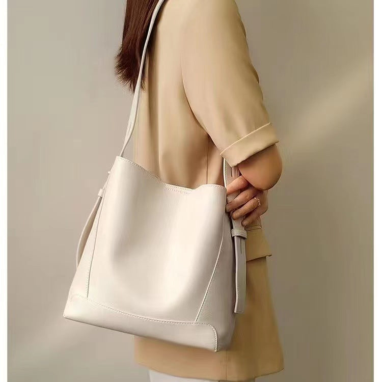 Elegant Women's High-grade Soft Leather Versatile Shoulder Bags