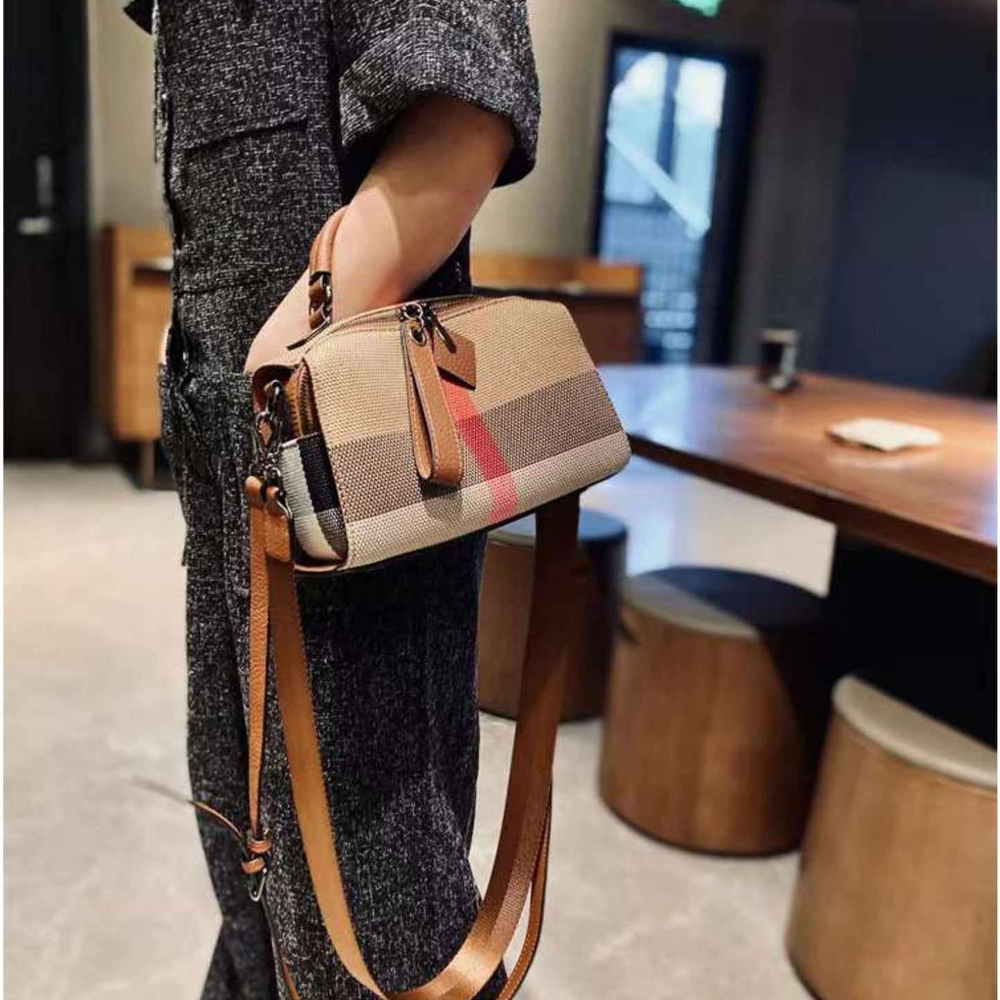 Women's Leather Saddle Dumpling Tide Plaid Shoulder Bags