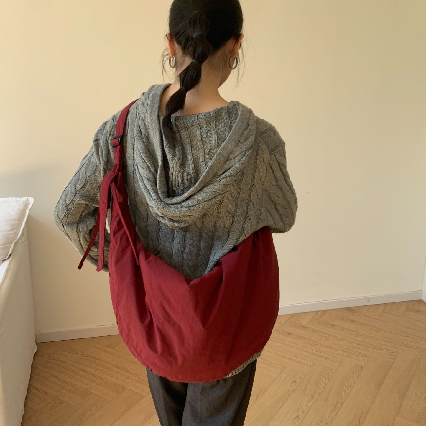 Women's Large Capacity Niche Minimalist Quilted Nylon Crossbody Bags