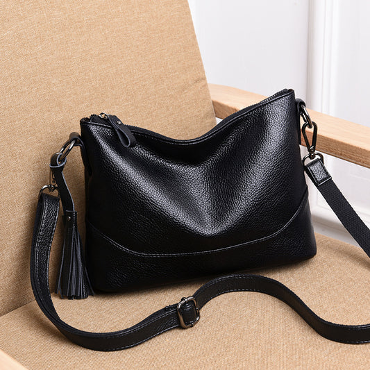 Women's Comfortable Leather Tassel Simple Portable Shoulder Bags