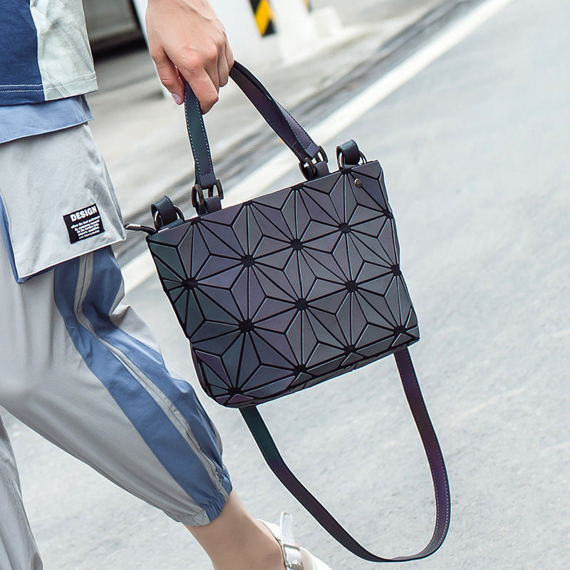 Women's Popular Trendy Fashionable Luminous Rhombus Bags