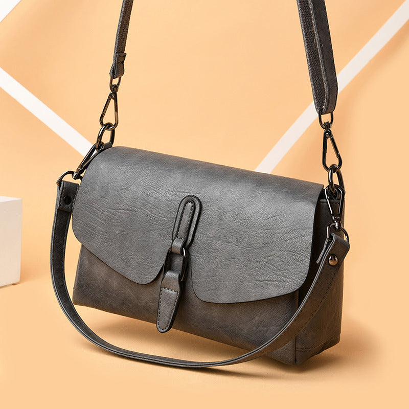 Women's Retro Easy Matching Oblique Fashion Simple Shoulder Bags
