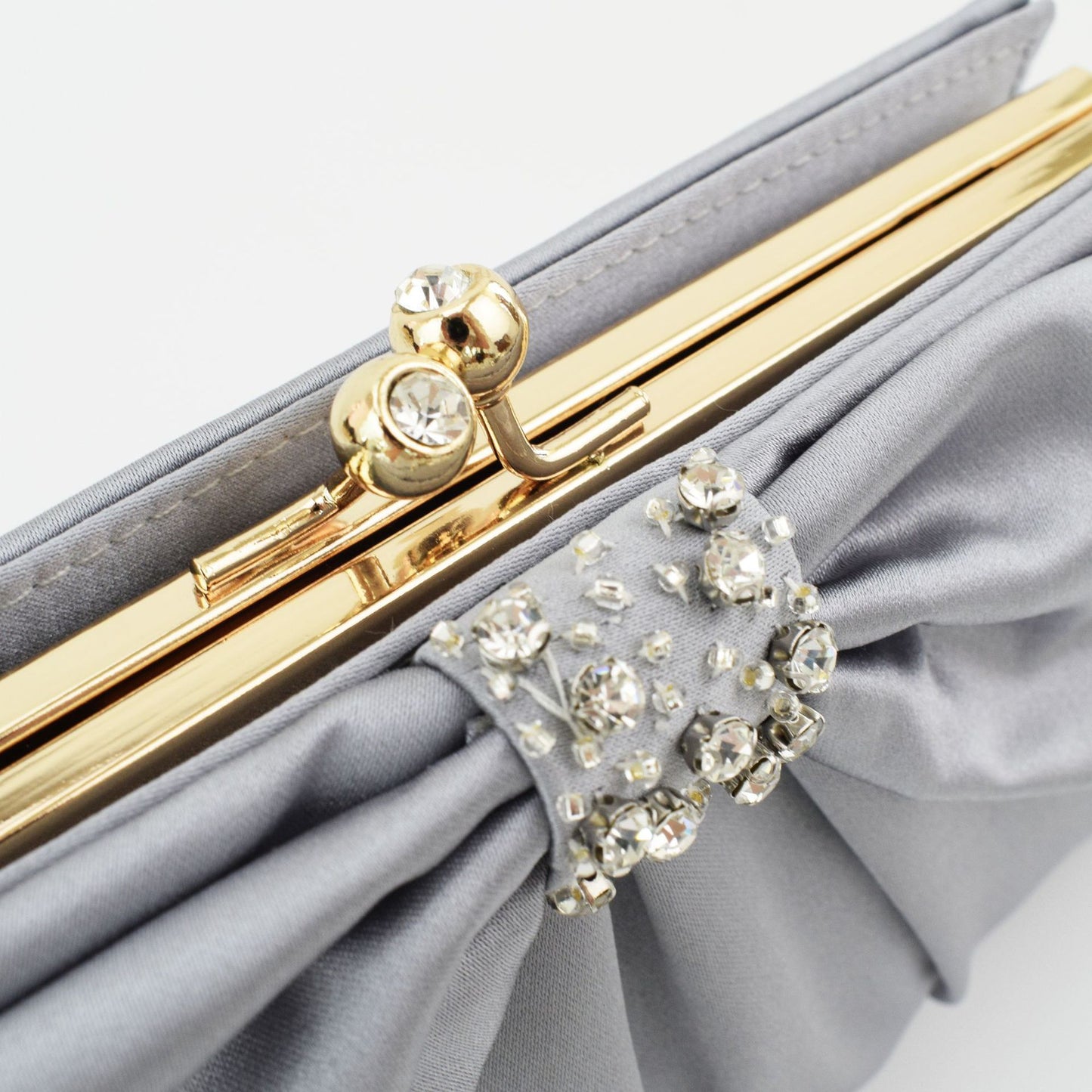 Women's Diamond Bow Solid Color Wrinkled Satin Shoulder Bags