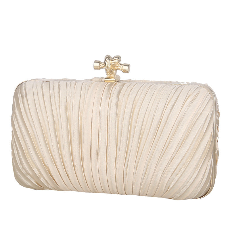 Clutch Pearl Hand Style Retro Chain Handbags