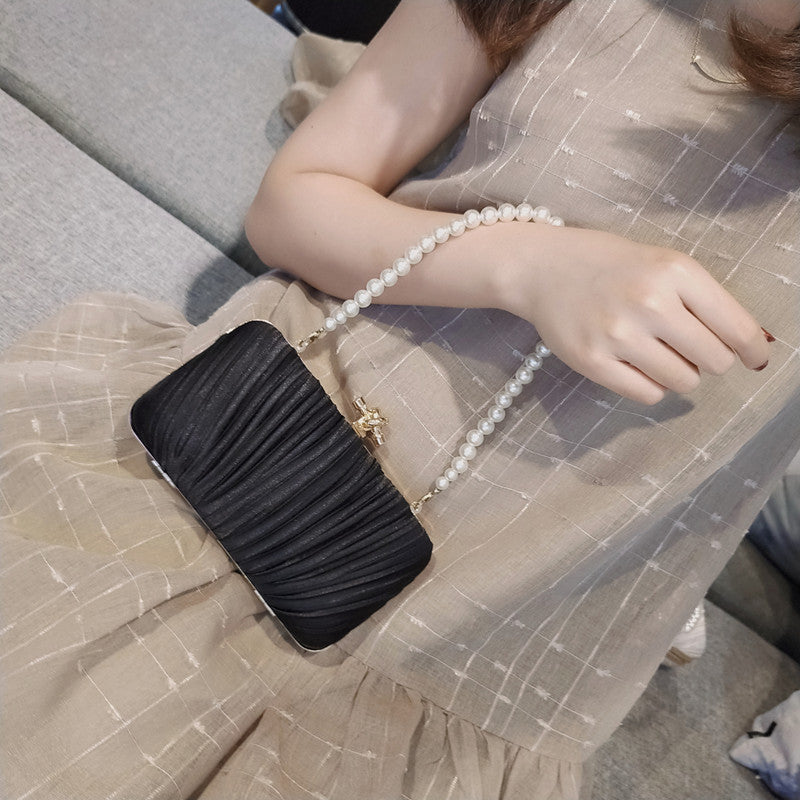 Clutch Pearl Hand Style Retro Chain Handbags