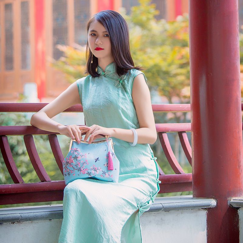 Women's Ancient Style Handmade Cheongsam Dinner China Handbags