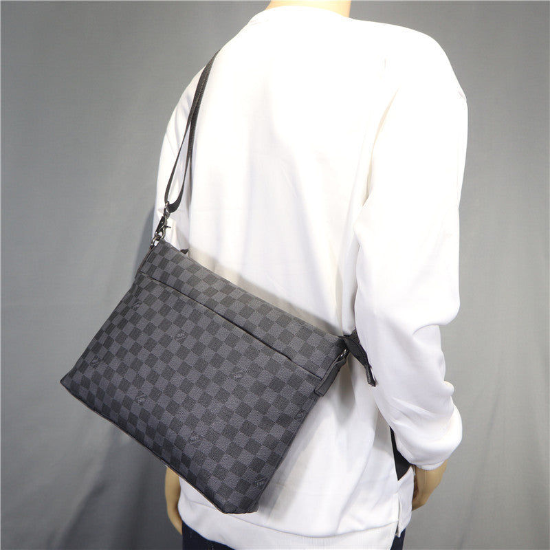 Men's Attractive Korean Business Plaid Personalized Men's Shoulder Bags