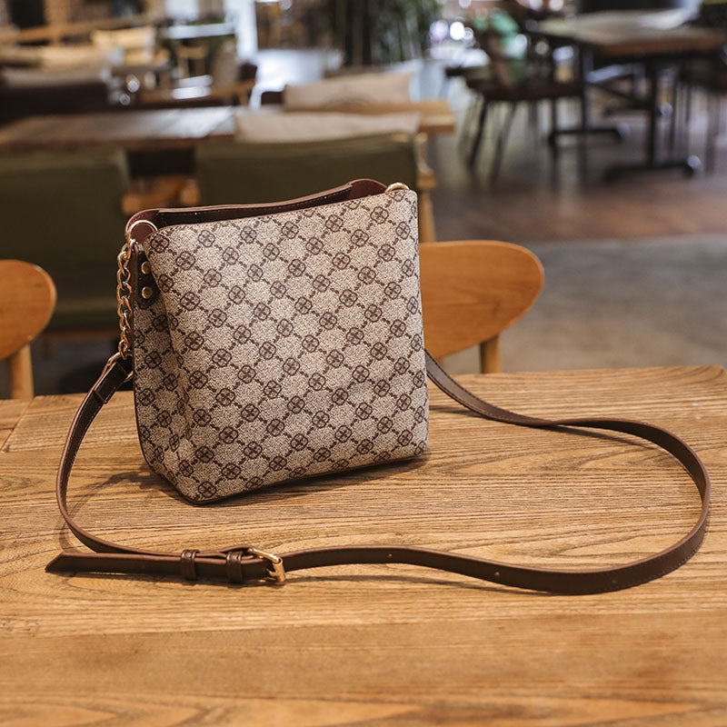 Women's Style Retro Printed Fashionable Stylish Large Women's Messenger Bag