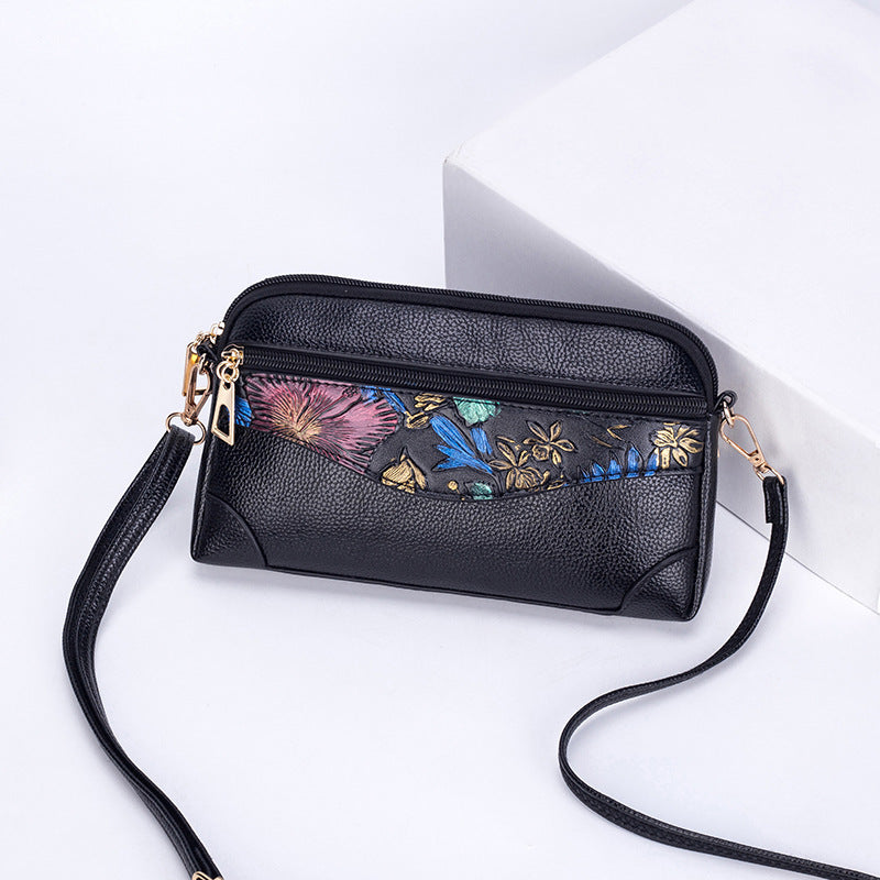 Beautiful Women's Simple Fashion Clutch Shell Bags