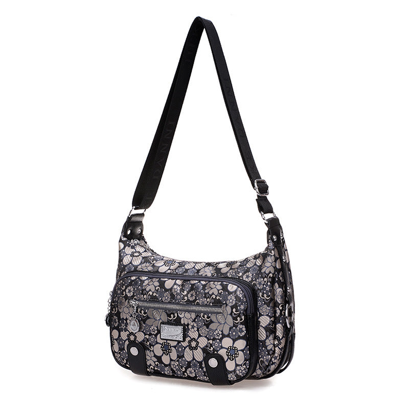 Women's Jack Danni Oxford Woven Mother Shoulder Bags