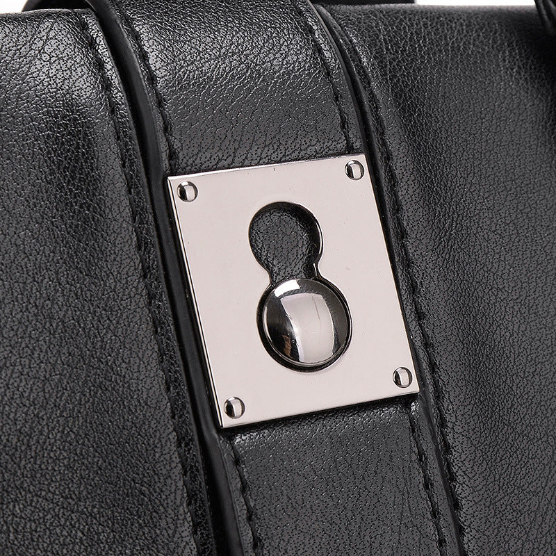 Men's Fashion Vertical Design Single Zipper Outing Men's Messenger Bags