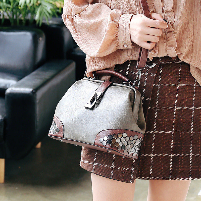 Graceful Slouchy New Women's Korean Rivet Women's Handbag