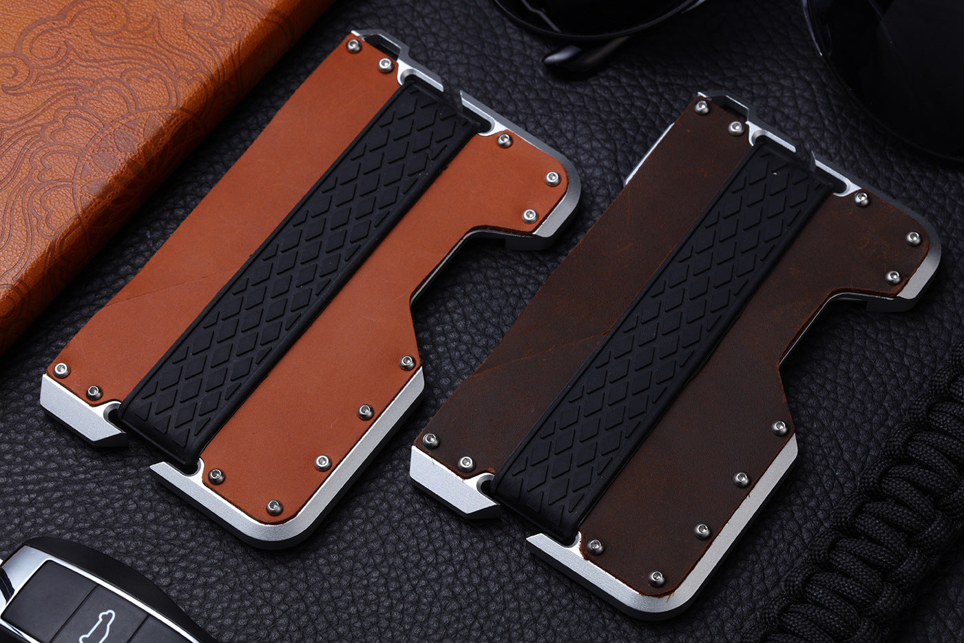 Genuine Leather Aluminum Alloy Metal Corkscrew Card Holder