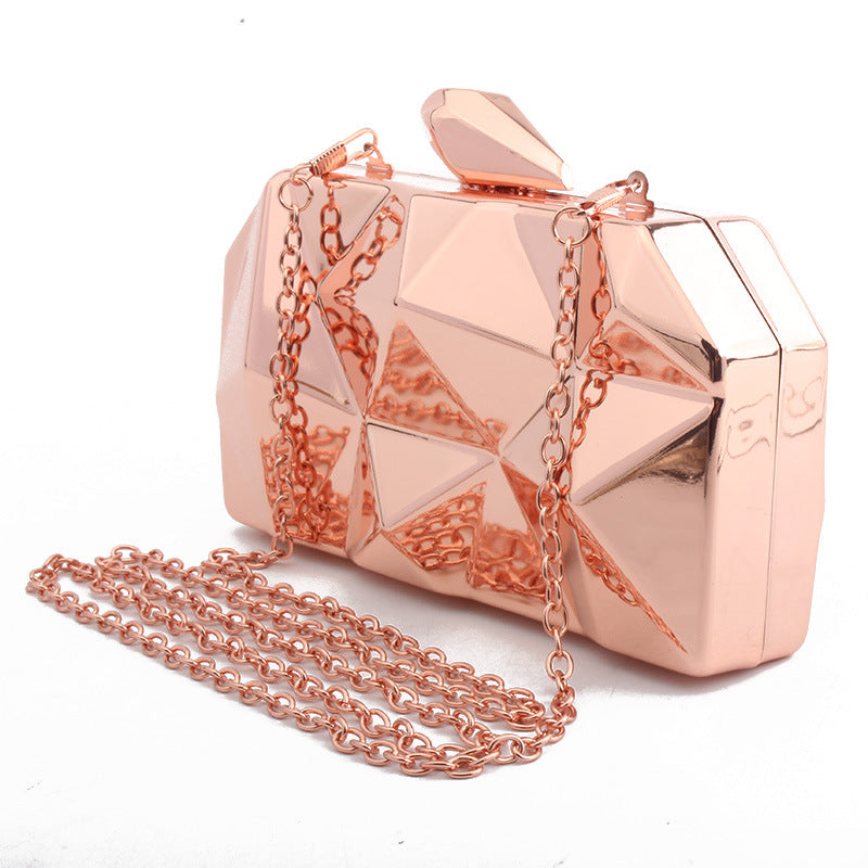 Women's Metal Hand Holding Dinner Tide Chain Evening Bags