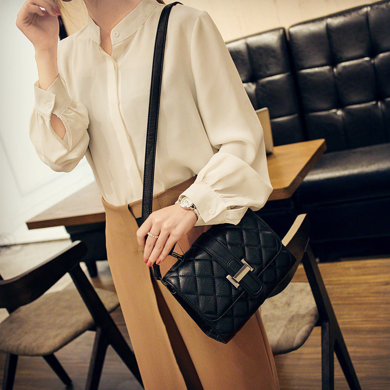 Women's Taoyin Leather Rhombus Magnetic Snap Fashion Women's Shoulder Bag