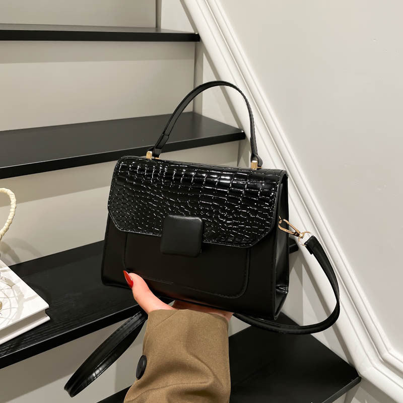 Women's Fashion Trendy Large Capacity Simple Stitching Texture Portable Small Square Bags