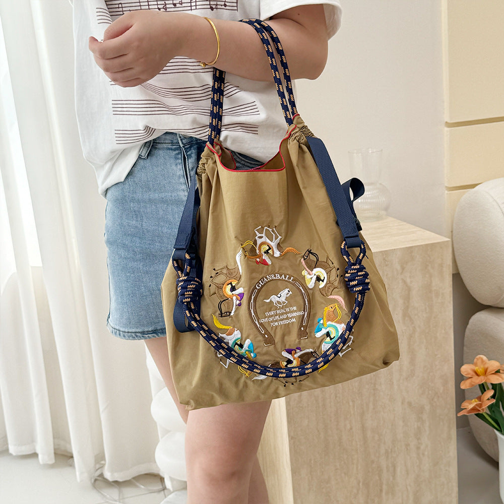 Women's Underarm Shopping Exquisite Embroidered Waterproof Nylon Women's Handbag