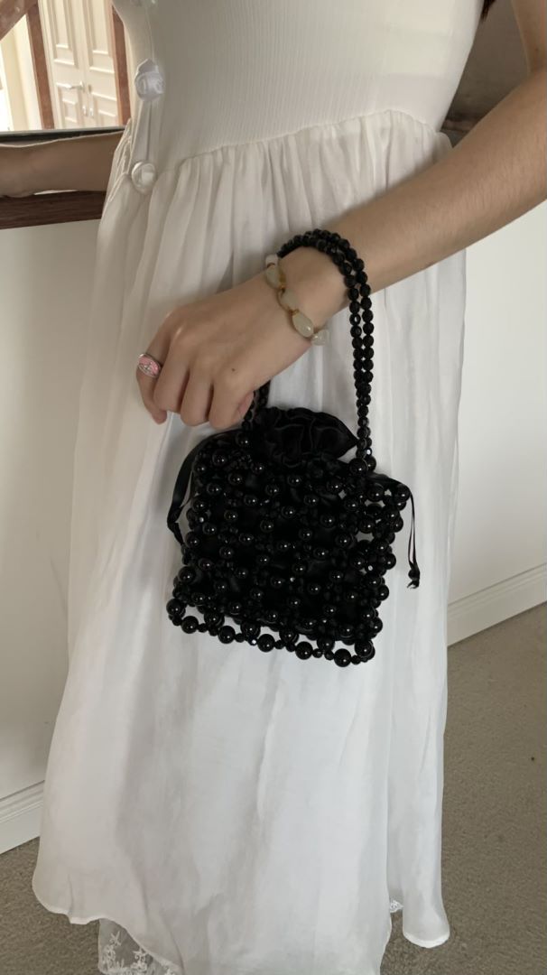 Gate Material Handmade Woven Hollowed Beaded Handbags