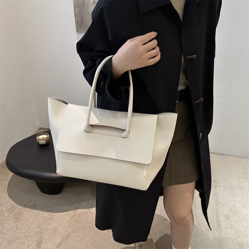Women's Large Capacity Retro Fashionable Stylish Pure Color Simple Commuter Handbags