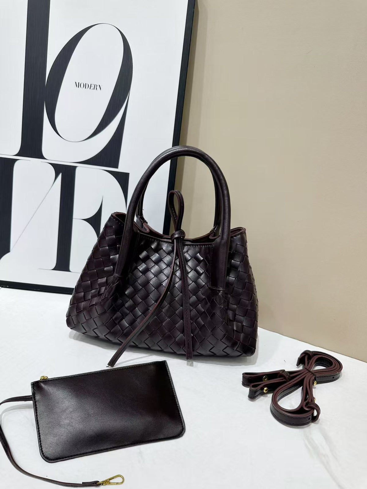 Popular Innovative Pretty Cowhide Hand-woven High-grade Women's Handbag