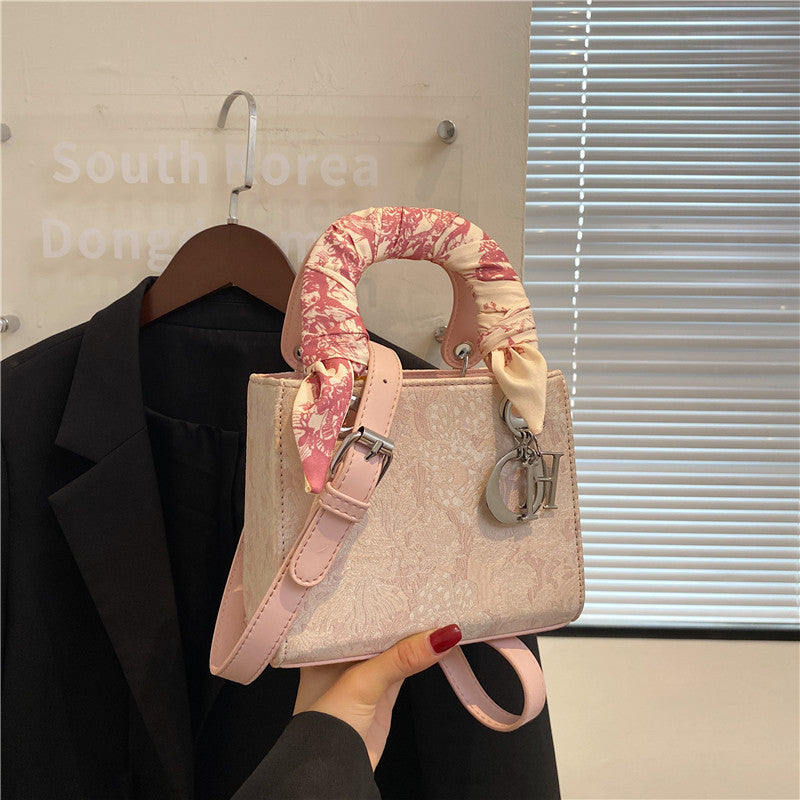 Women's High-grade Summer Design Embroidered Portable Diana Small Square Bags