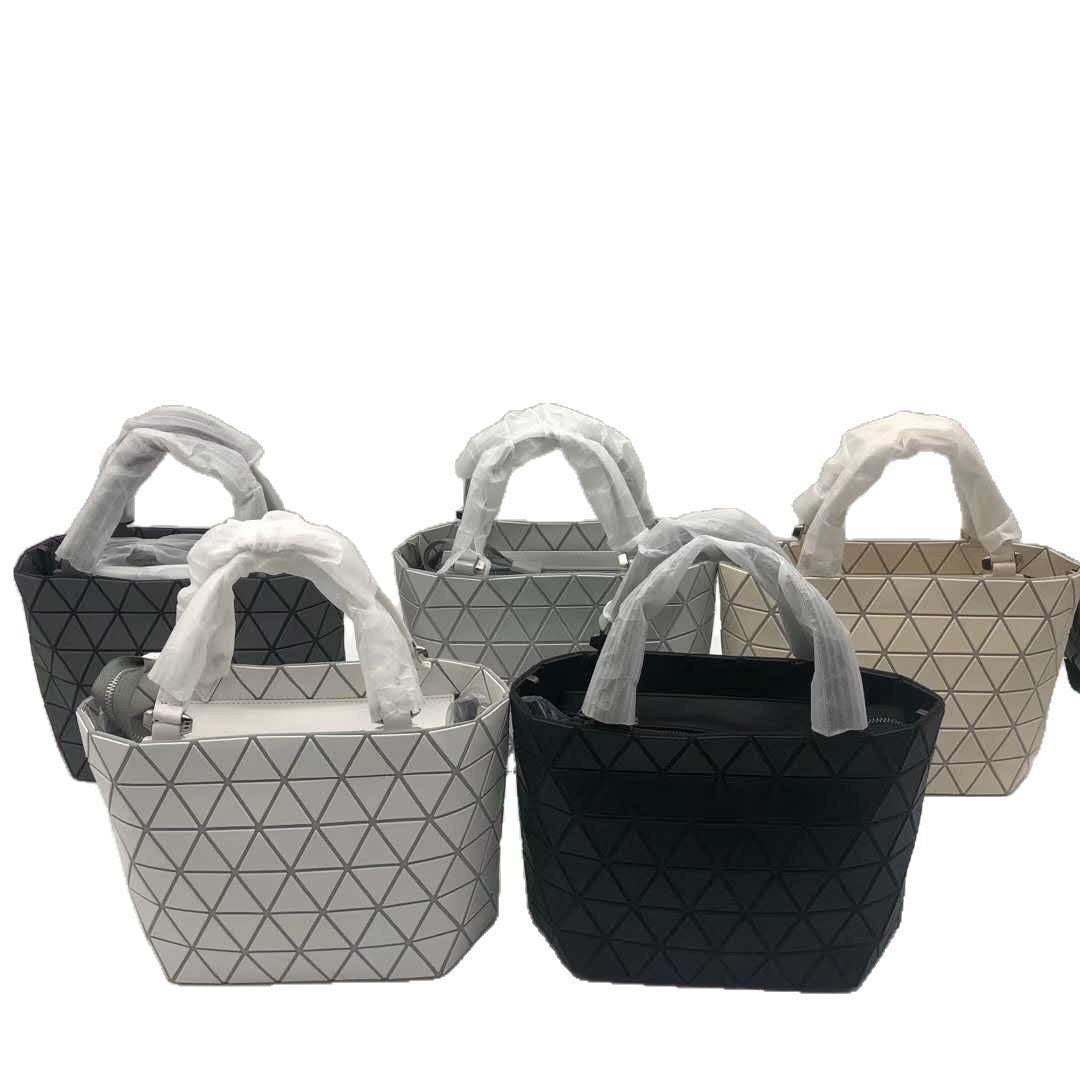 Women's Rhombus Steamed Crystal Bun One Large Capacity Frosted Diamond Pattern Women's Handbag