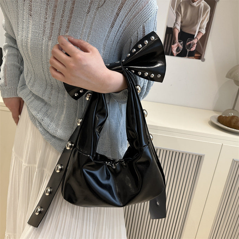 Women's Personality Rivets Bow Style Large Capacity Fashion Trendy Women's Shoulder Bag