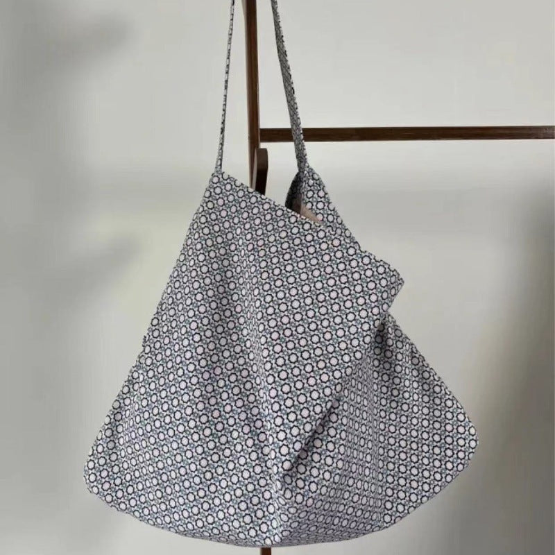 Women's Canvas Hyo Jin White Leopard Print Travel Bags