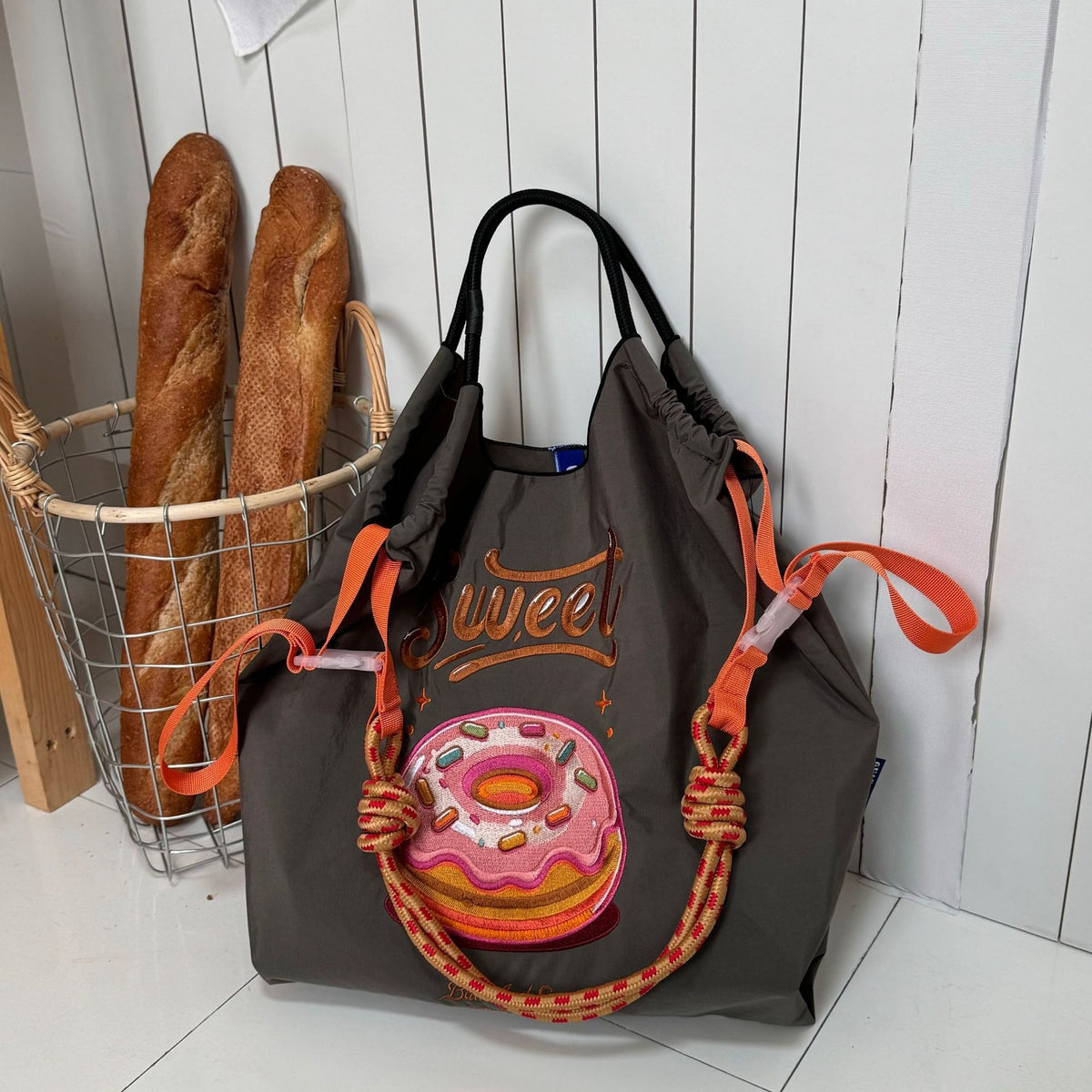 Women's Nylon Embroidered Fashion Niche Large Capacity One Women's Shoulder Bag