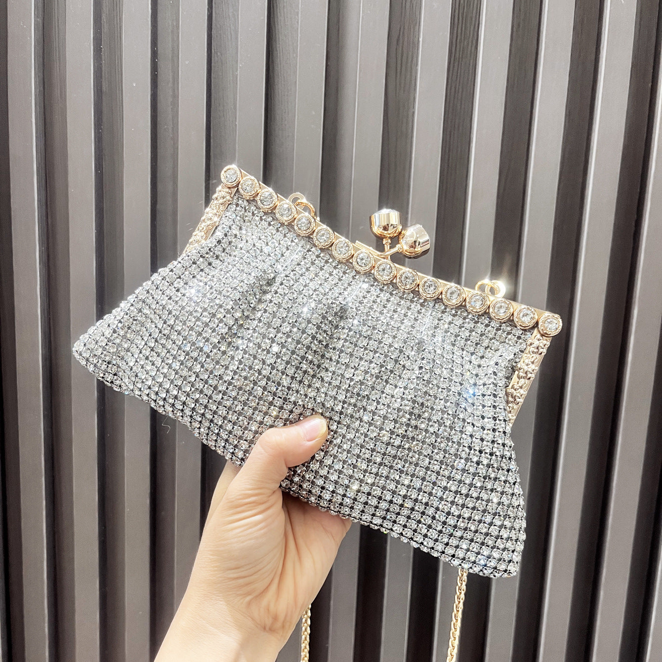 Women's Shiny Rhinestone Handmade Clutch Chain Clip Evening Bags