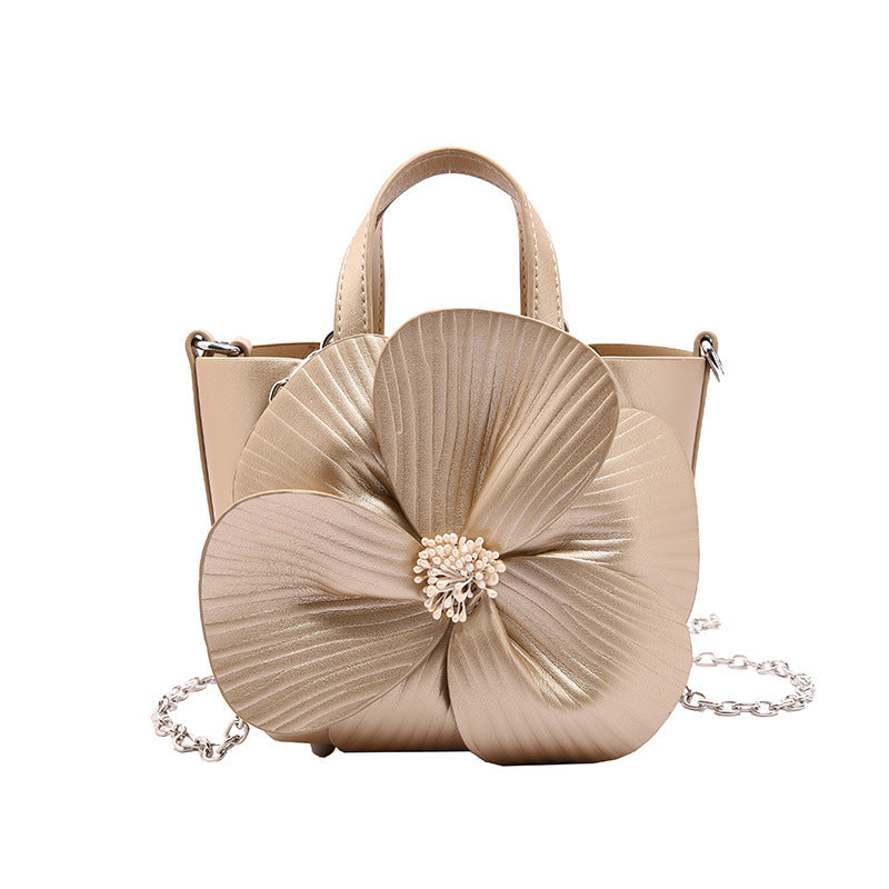 Women's Cute High-grade Three-dimensional Flower Hand-held Banquet Handbags