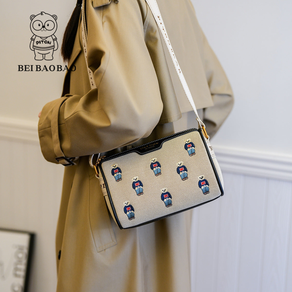 Women's Cool Source Canvas Fashion Cartoon Crossbody Bags