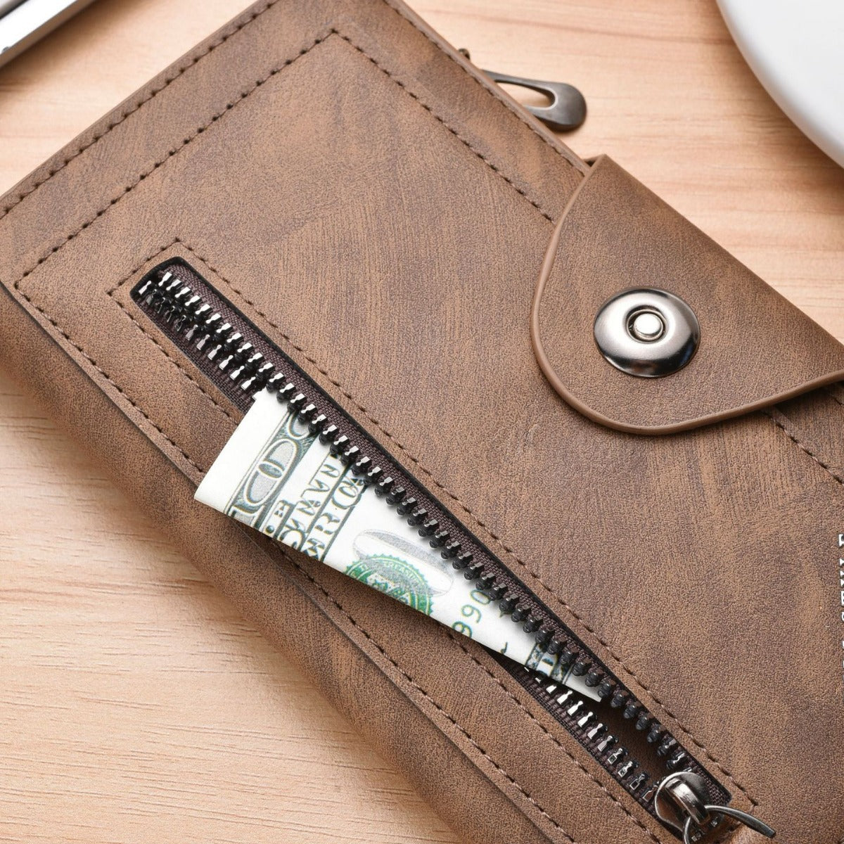 Men's Large Capacity Zipper Retro Clutch Expansion Men's Wallet