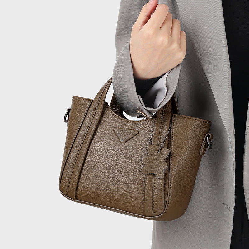 Women's Western Style Trendy Large Capacity Handbags