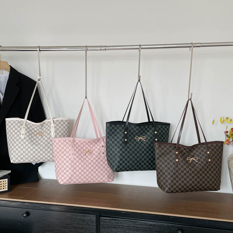 Simple Printed Letters Fashion Large Capacity Bowknot Commuter Women's Shoulder Bag