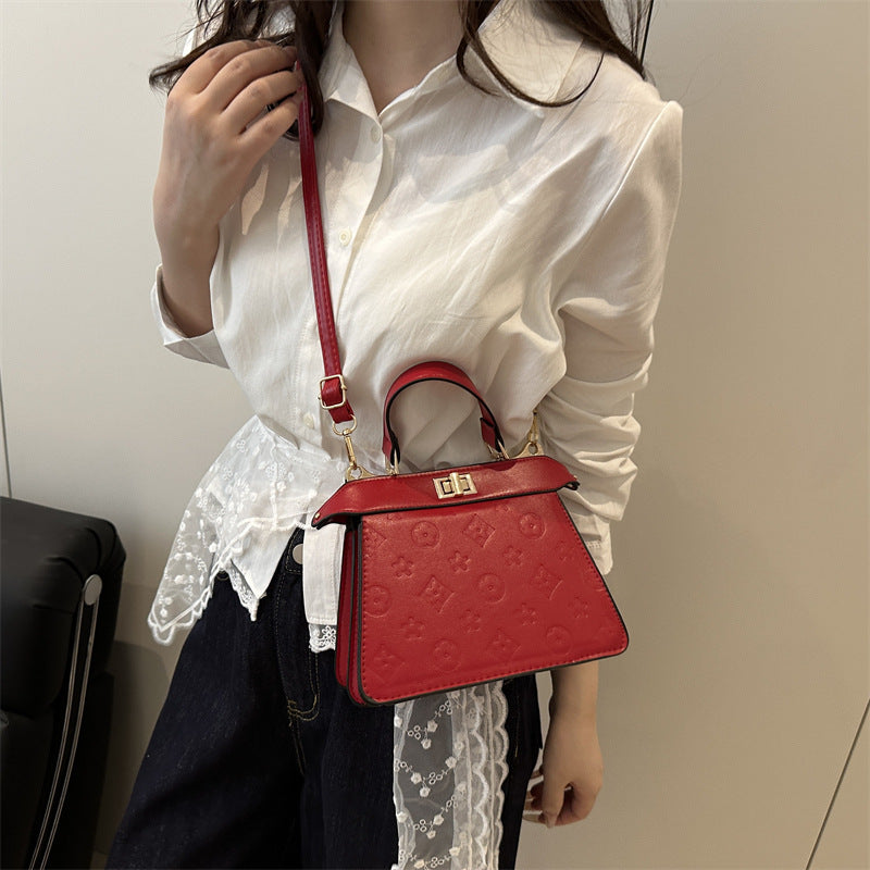 Women's Stylish Good Texture Solid Color Embossed Compartment Large Capacity Leisure Bags
