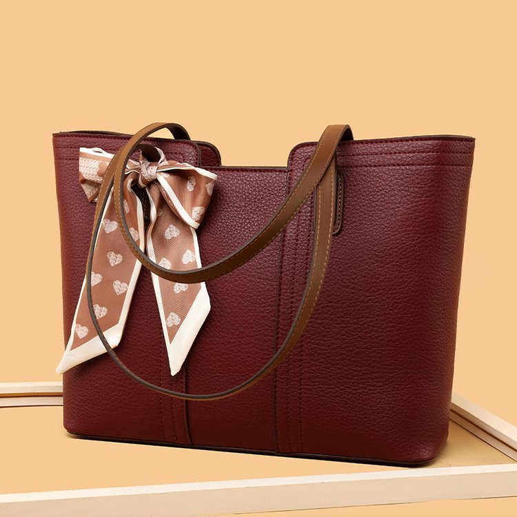 Women's High-grade Silk Scarf Large Capacity Commuting Shoulder Bags