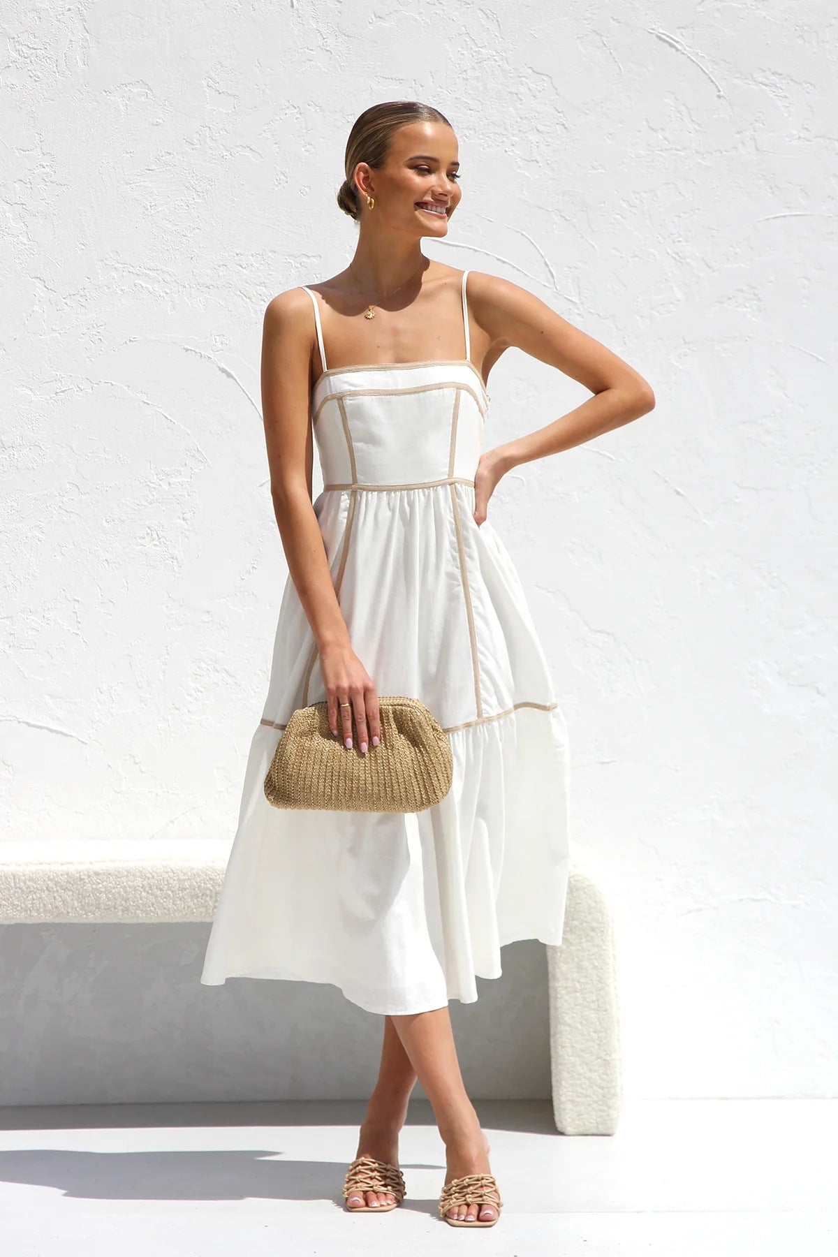 Fresh Sweet Line Mid-length Small Sling Dresses