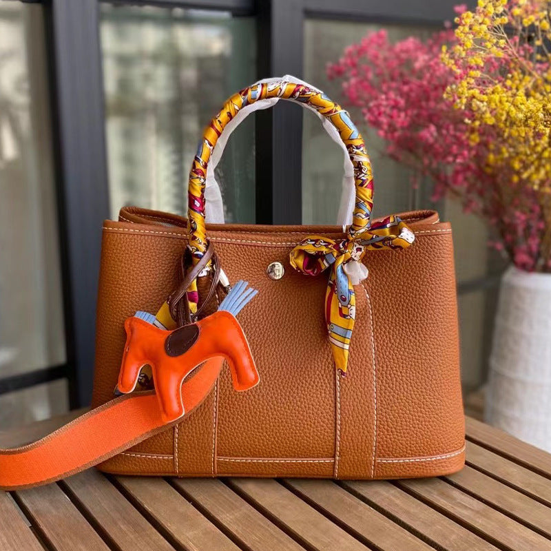 Genuine Leather Fashion Simple Large Capacity Portable Shoulder Bags