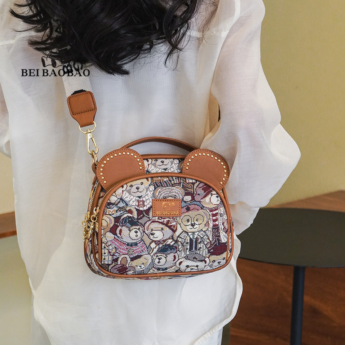 Comfortable Women's Durable Source Round Fashion Crossbody Bags