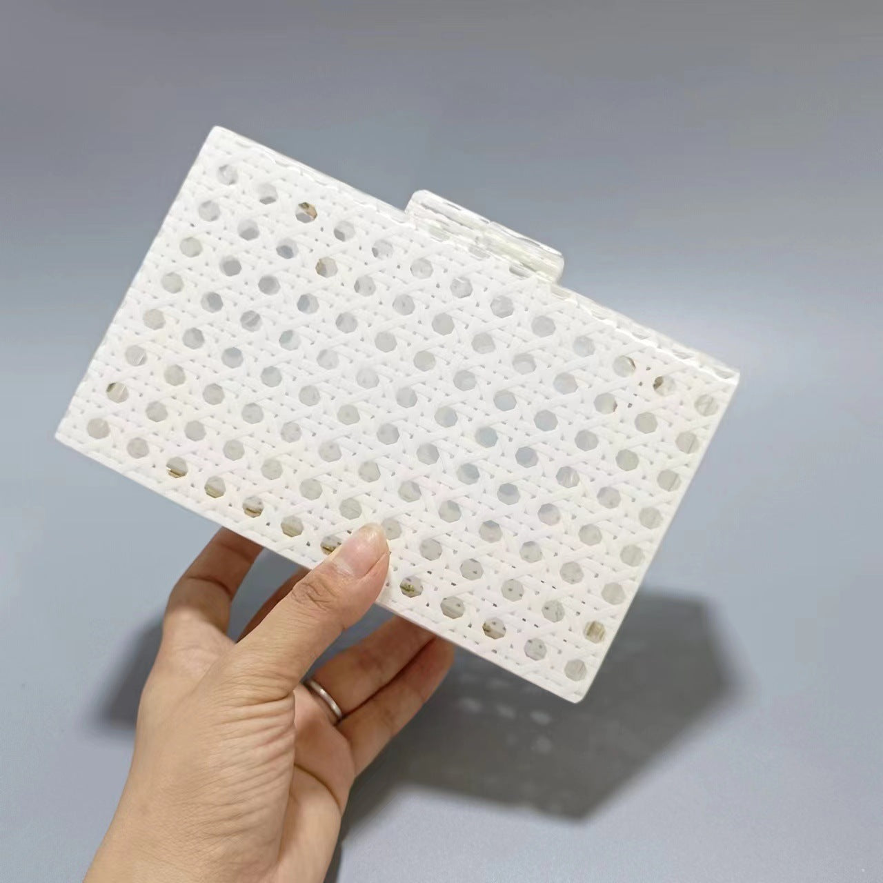 Women's Dinner Vintage Rattan Fashion Acrylic Chain Evening Bags