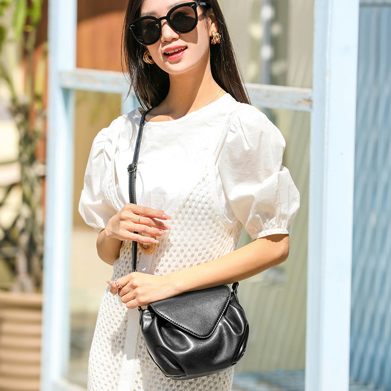 Women's Trendy High-grade Light Luxury Cloud Pleated Women's Messenger Bag
