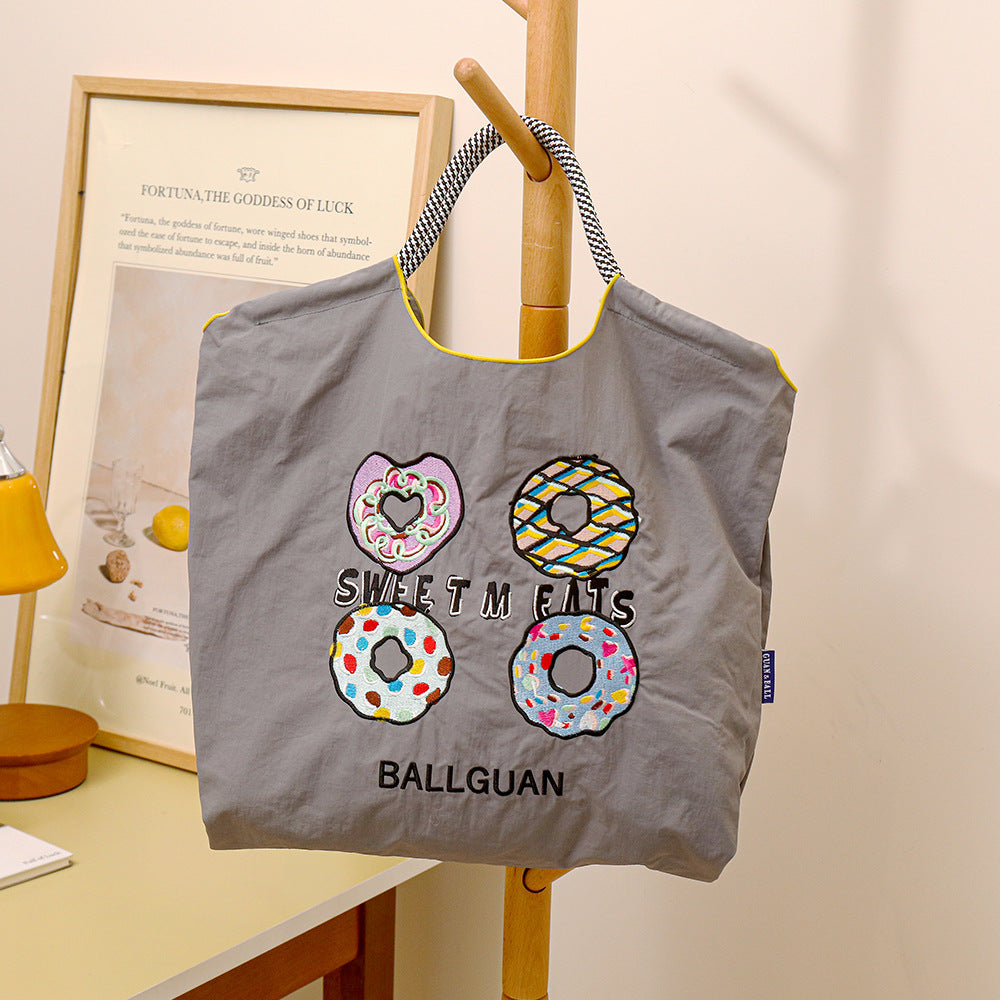 Nylon Needle Embroidered Fashion Commuter Large Capacity College Women's Shoulder Bag