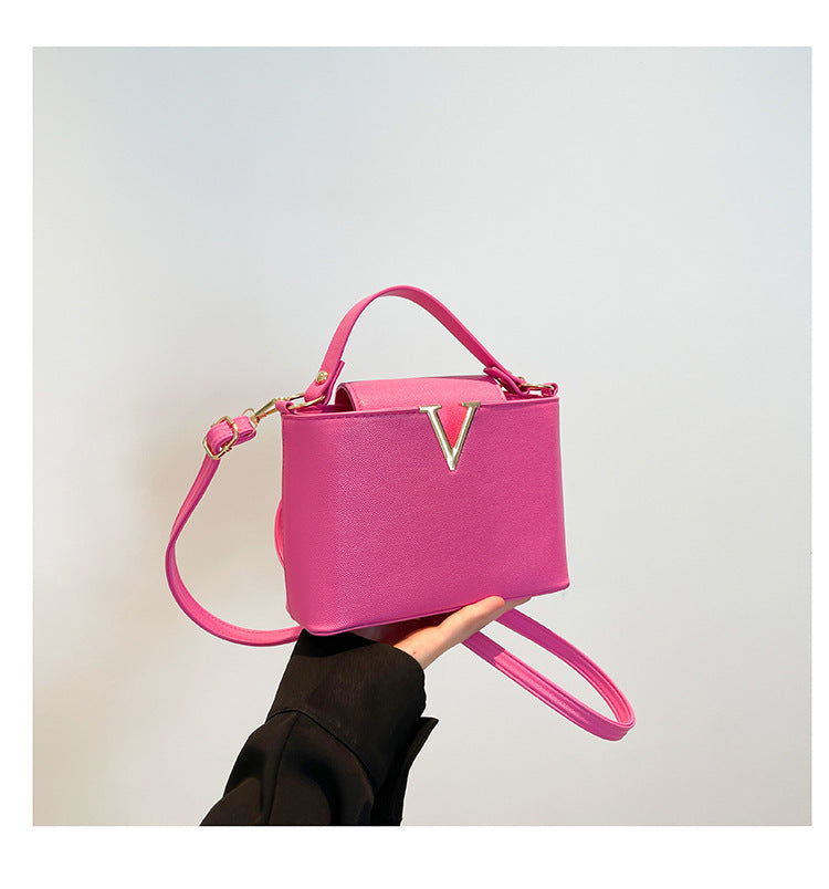 Women's Letter Decoration Portable Fashion Western Style One Women's Shoulder Bag