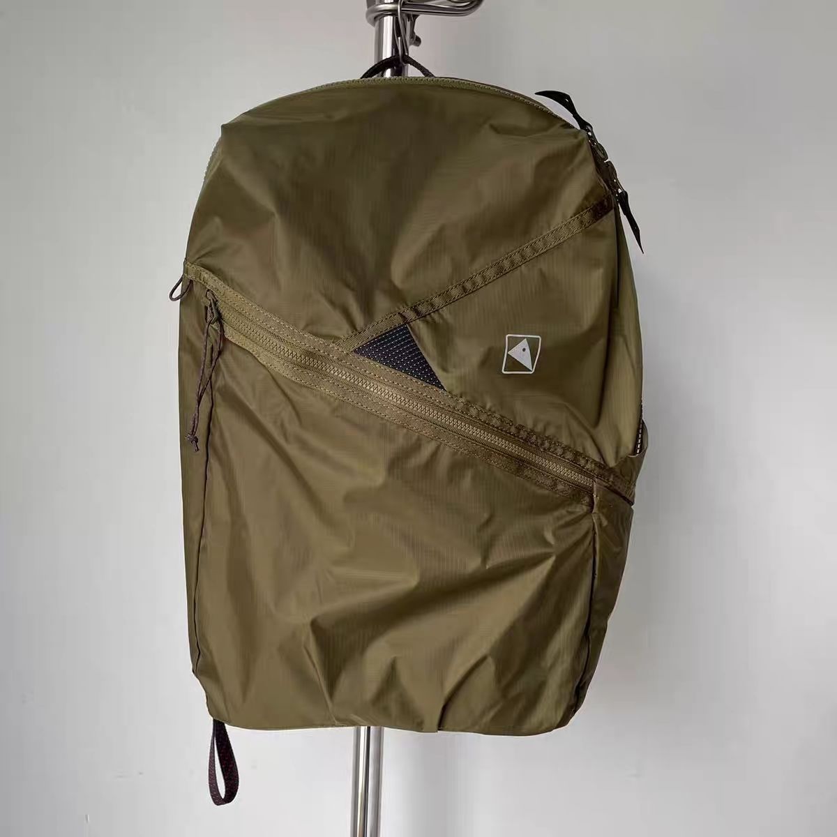 Women's & Men's & Lightweight Hiking Climbing Carpetbag Backpacks