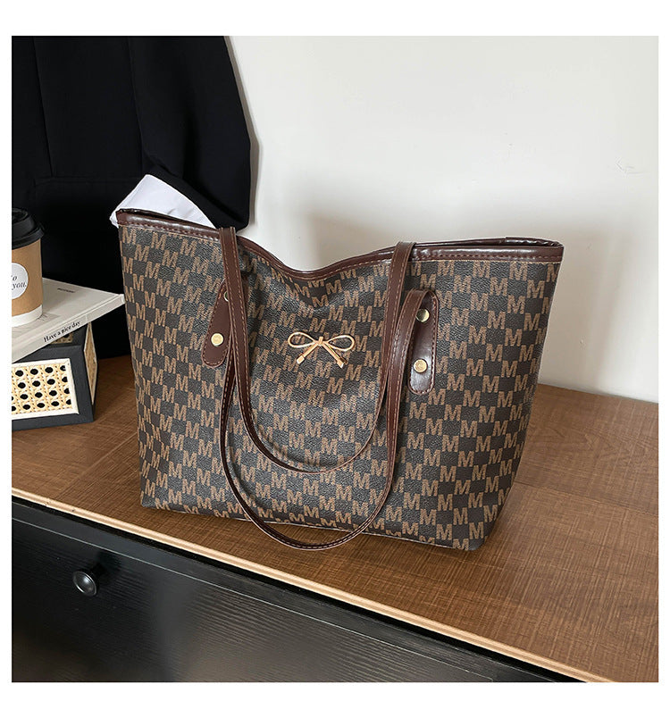 Simple Printed Letters Fashion Large Capacity Bowknot Commuter Women's Shoulder Bag