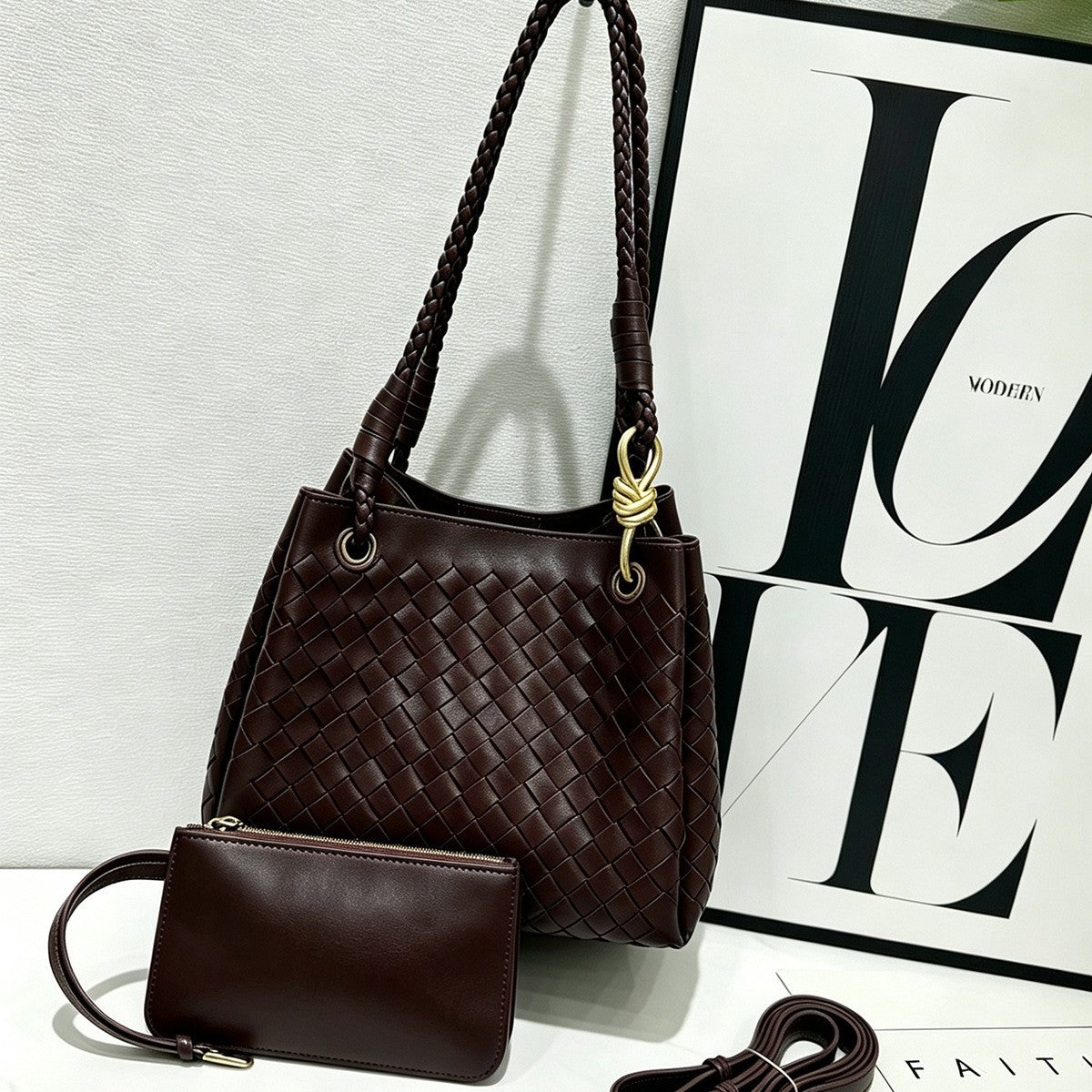 Hand-woven Portable Vegetable Basket Premium Design Shoulder Bags